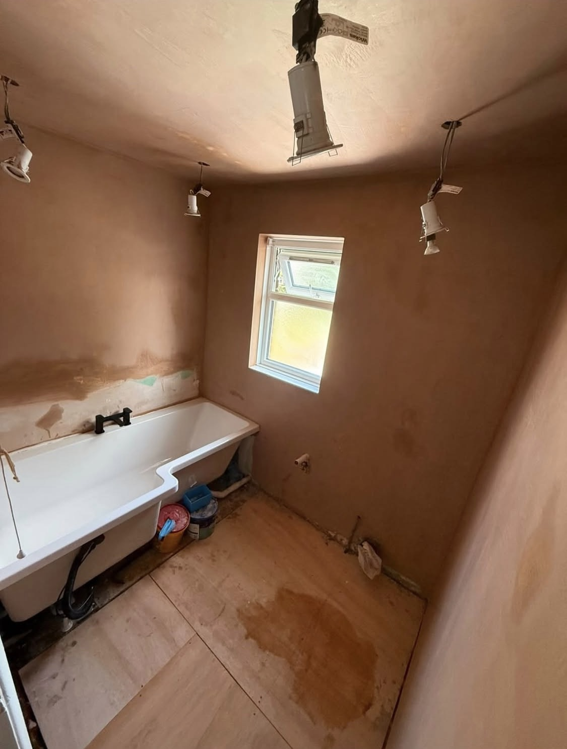 Newly skimmed bathroom ready for decorating